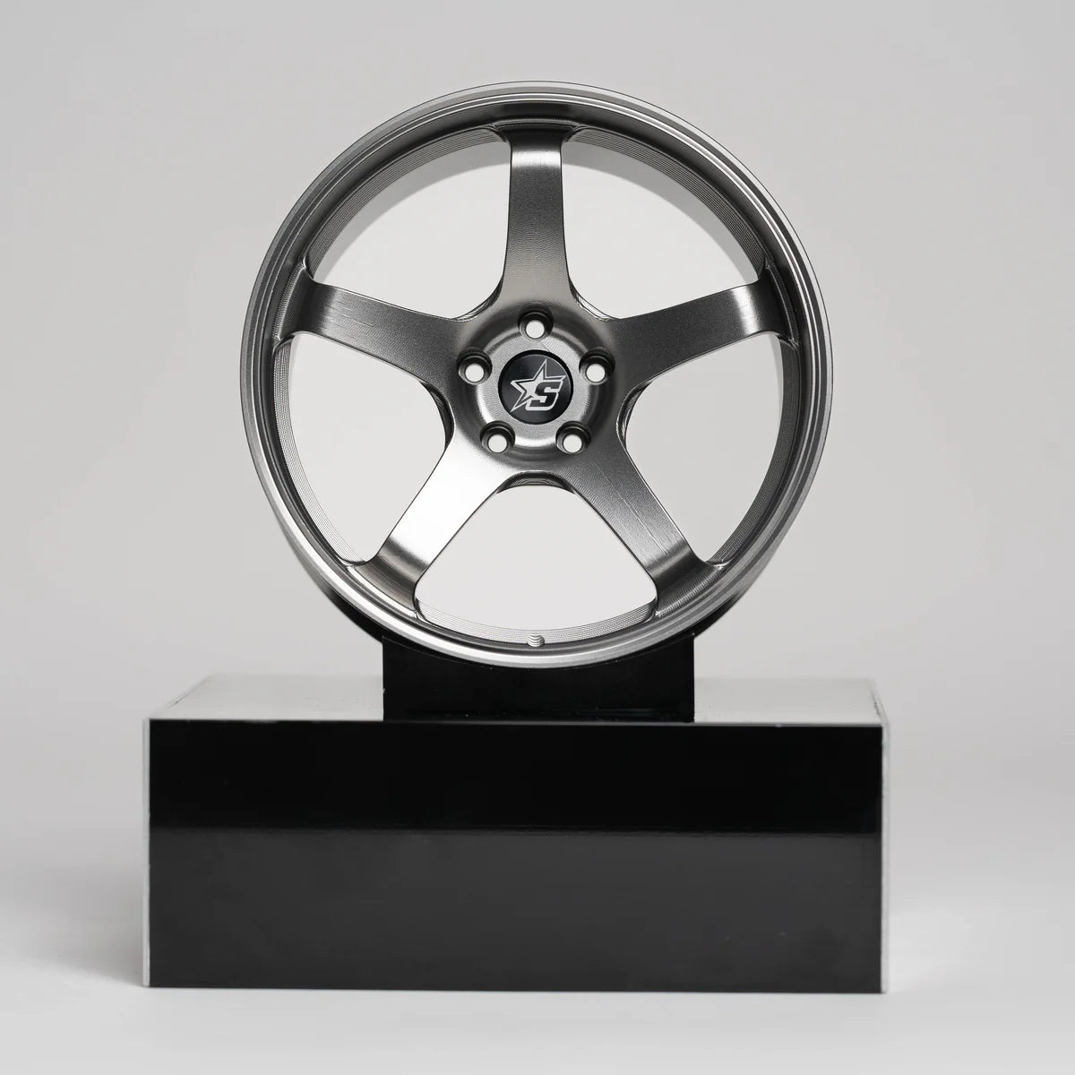 ADVAN GT | Platinum Grey