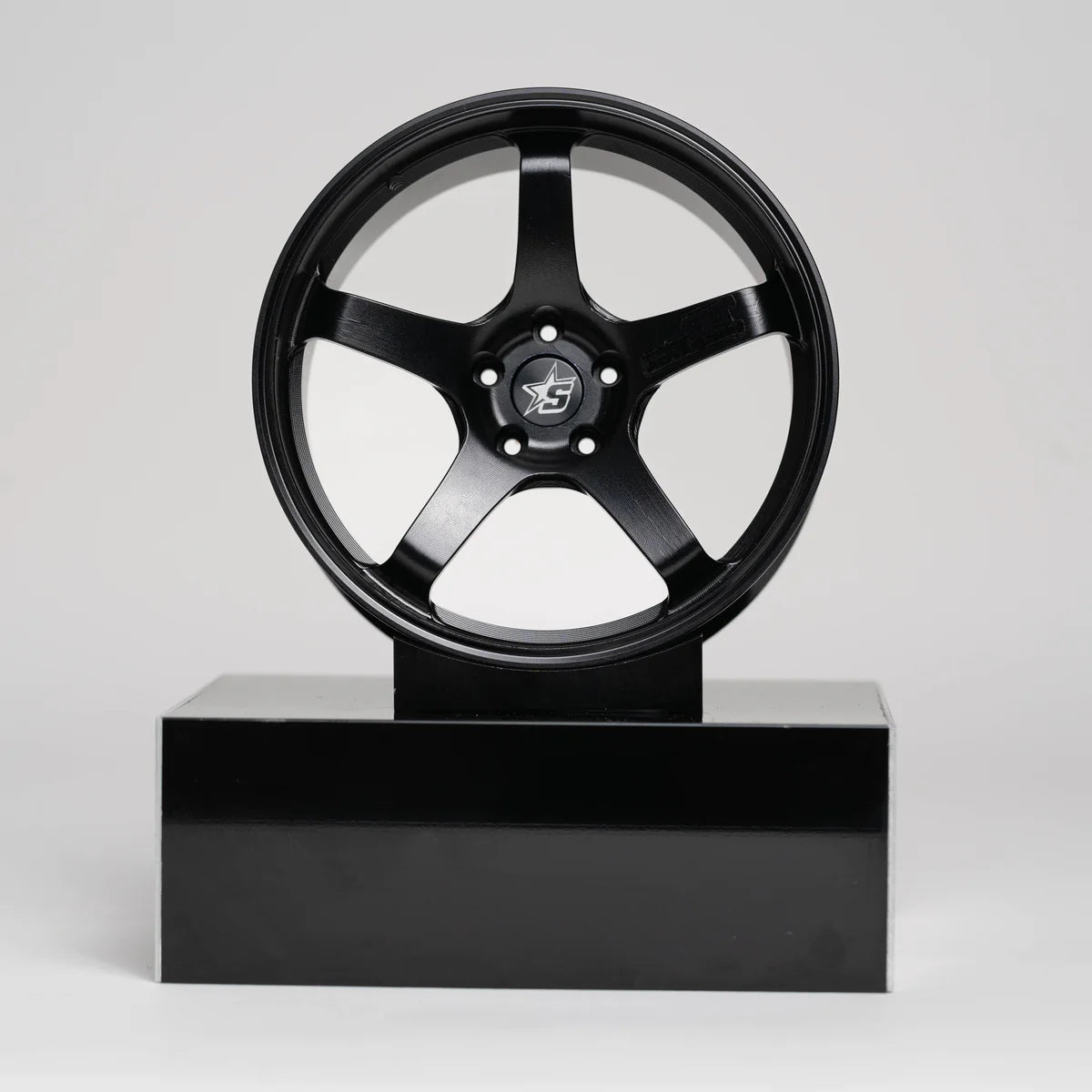 ADVAN GT | Black Edition