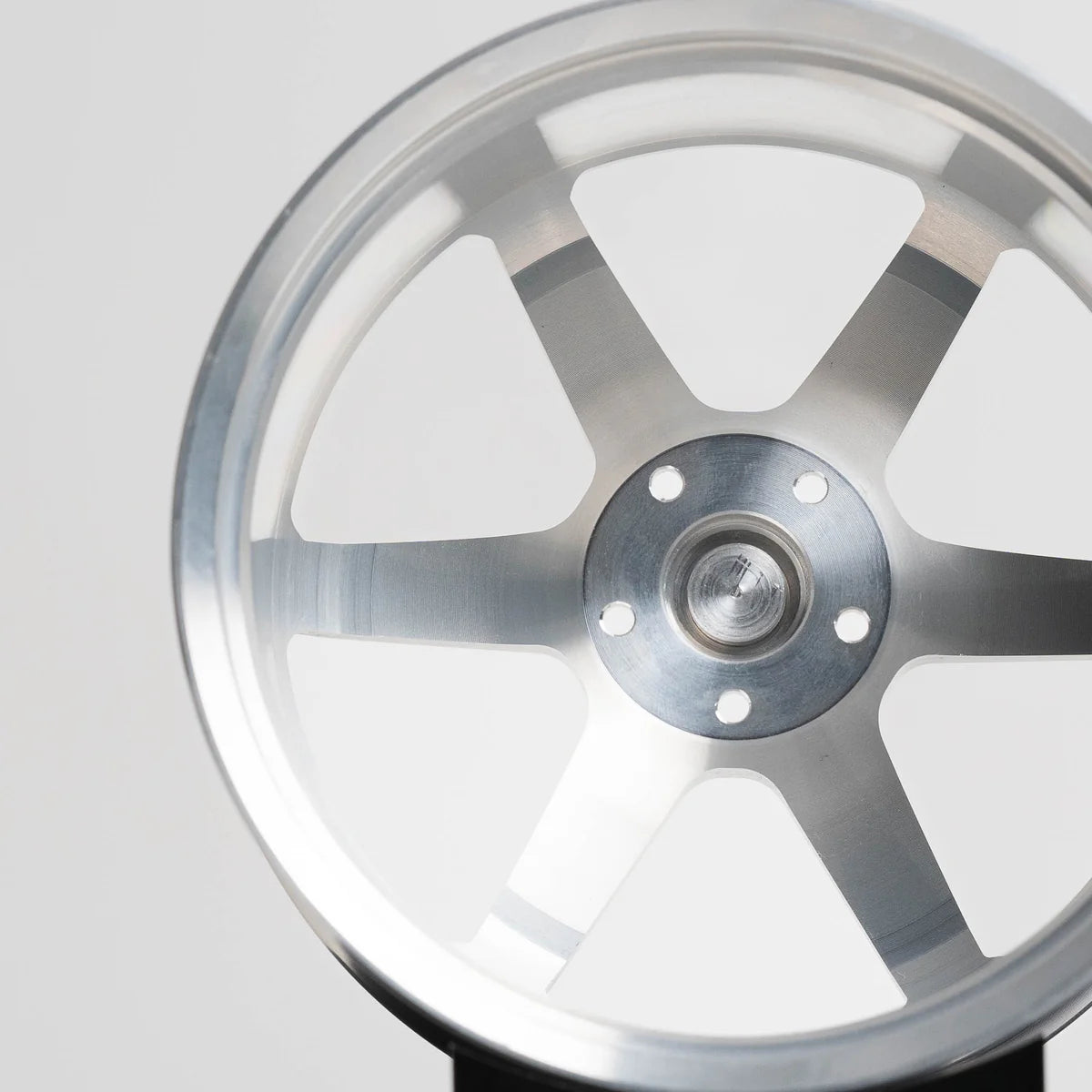 ADVAN GT | Diamond Silver