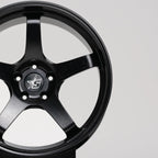 ADVAN GT | Black Edition